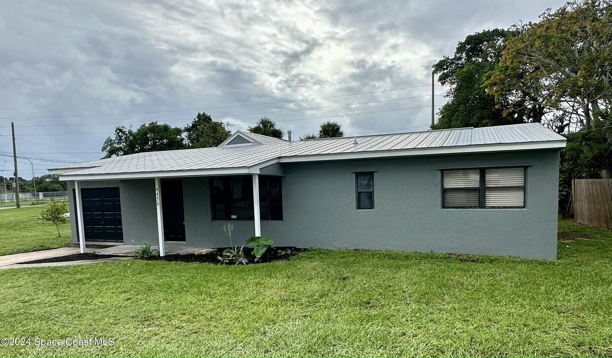 Primary Photo - 4456 Coquina Ridge Dr