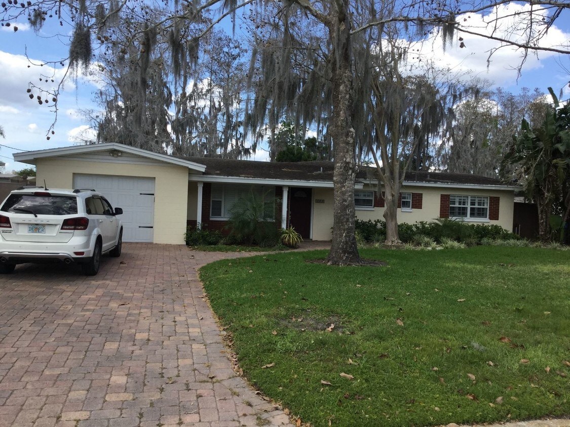 Foto principal - 3 br, 2 bath House - 1018 TURNER ROAD
