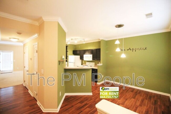 Foto del edificio - 153 Spring Crossing Cir