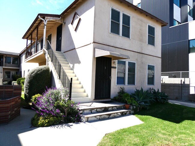 Foto del edificio - 4345 Berryman Ave