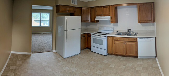 Building Photo - 8083 Robinson St