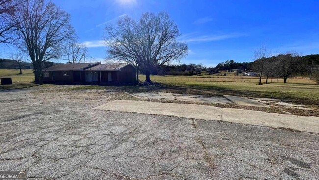 Foto del edificio - 4404 Buchanan Hwy