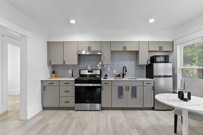 Foto del edificio - 316 E Amelia St