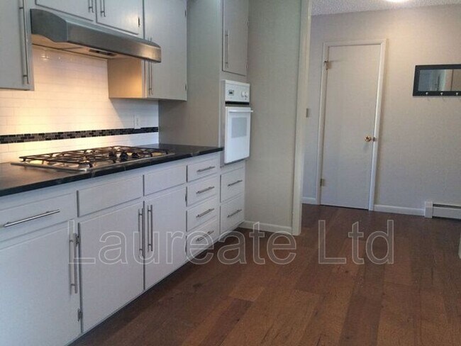Foto del edificio - 3270 Alkire Ct