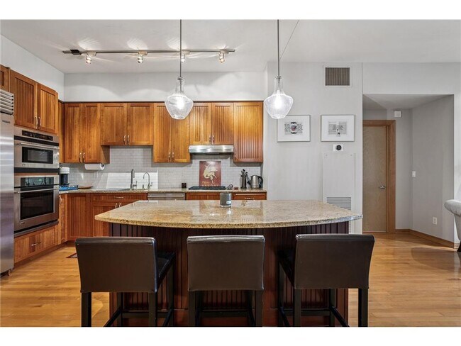 Foto del edificio - 401 N 2nd St