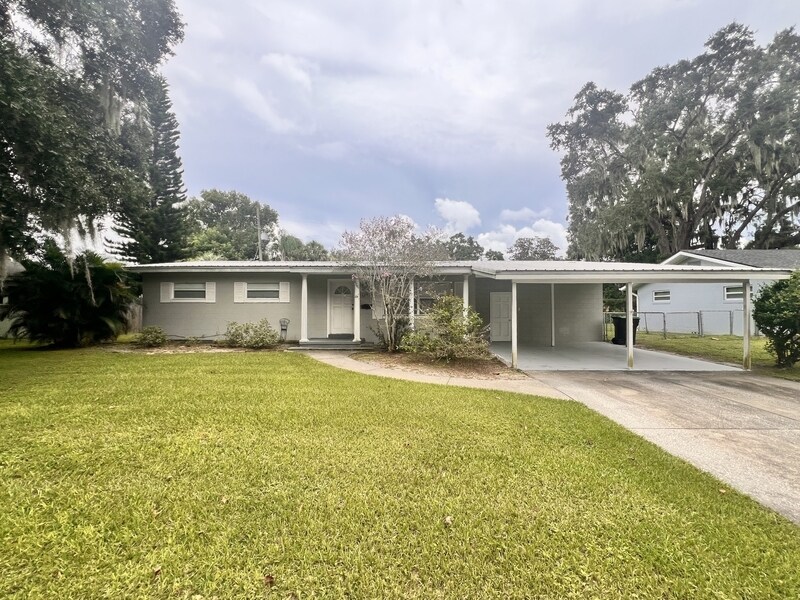 Foto principal - 526 Baxter St