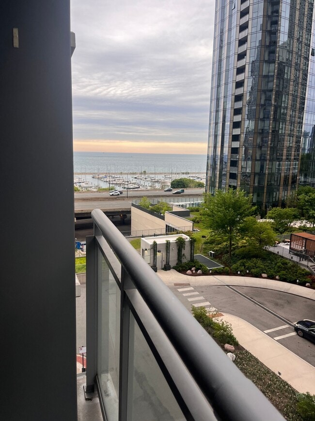 Photo - 450 E Waterside Dr Apartment