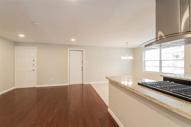 Foto del edificio - 5702 Fontenelle Dr
