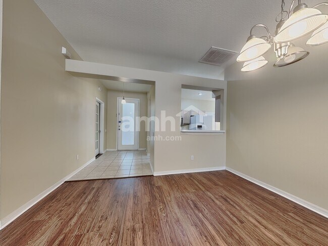 Foto del edificio - 9309 Hunters Park Way