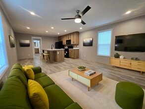 Building Photo - 29884 Jamestown Dr