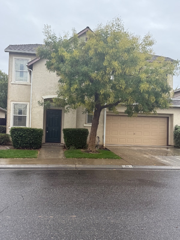 Primary Photo - 82 W Barcelona Ln