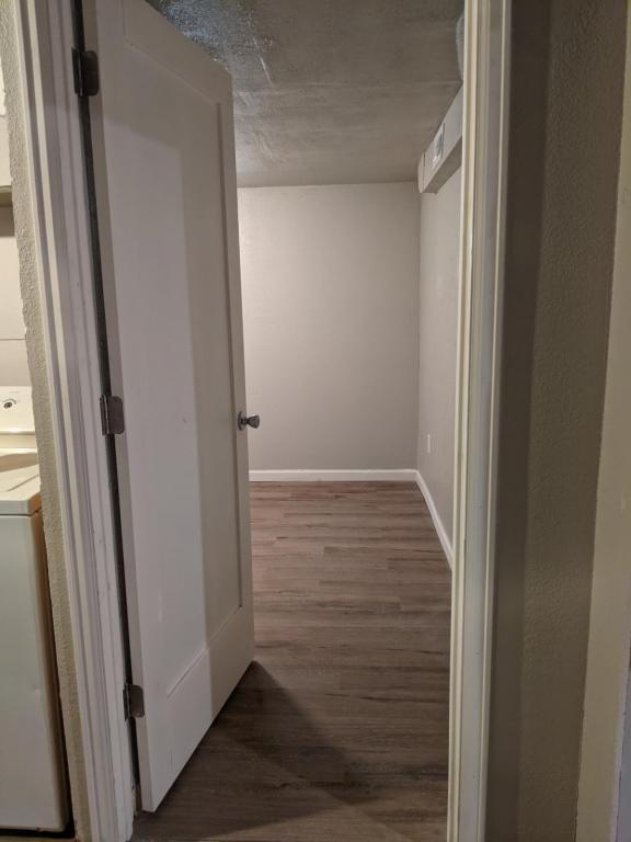 Foto del edificio - 770 Douglas Ave