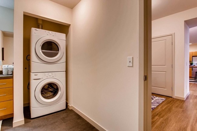 VUE25 apartments — community photo - VUE25