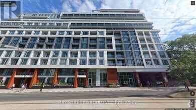 Building Photo - 223-223 St Clair Ave W