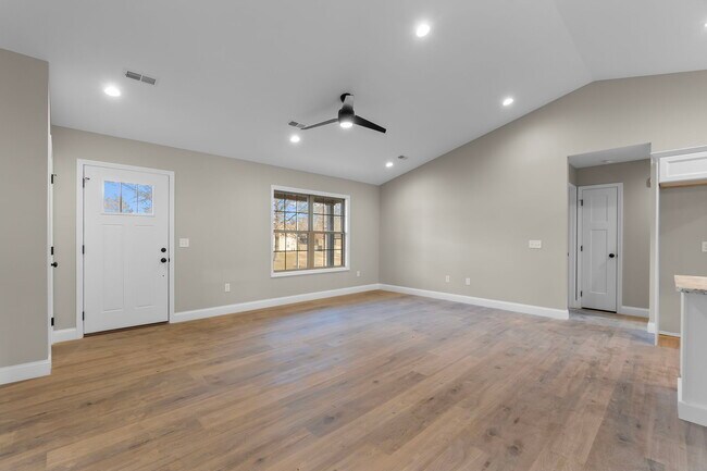 Building Photo - 3511 Old Hopper Rd
