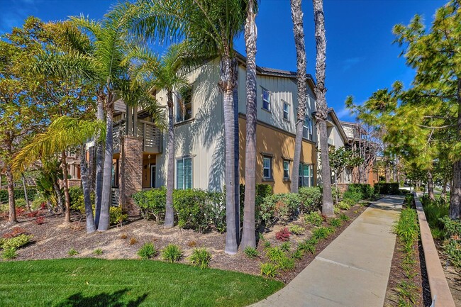 Building Photo - 2 Bed | 2 Bath | 1,293 Sq Ft