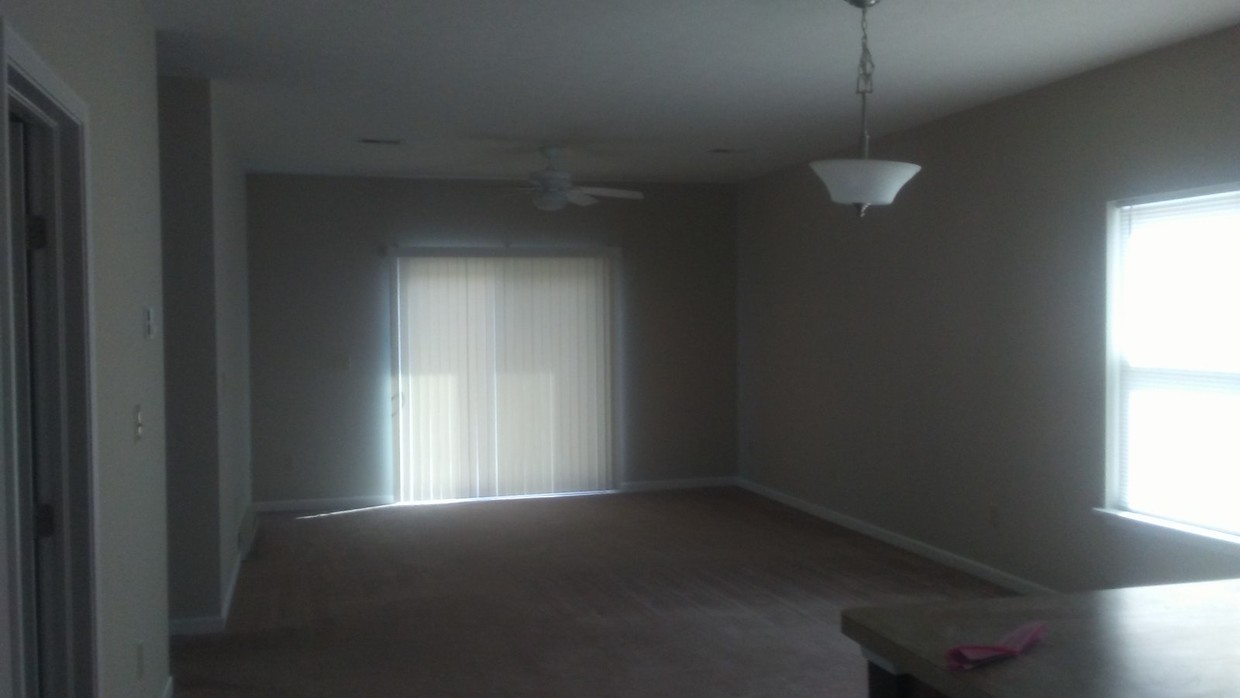 Foto del edificio - 2469 Waterford Pointe Drive, Unit 2469