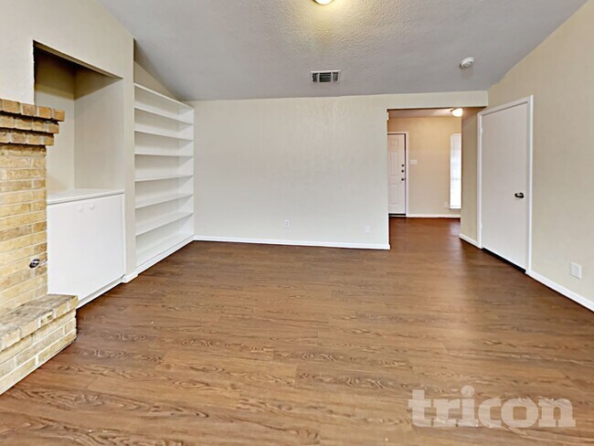 Foto del edificio - 4911 Buckwheat St