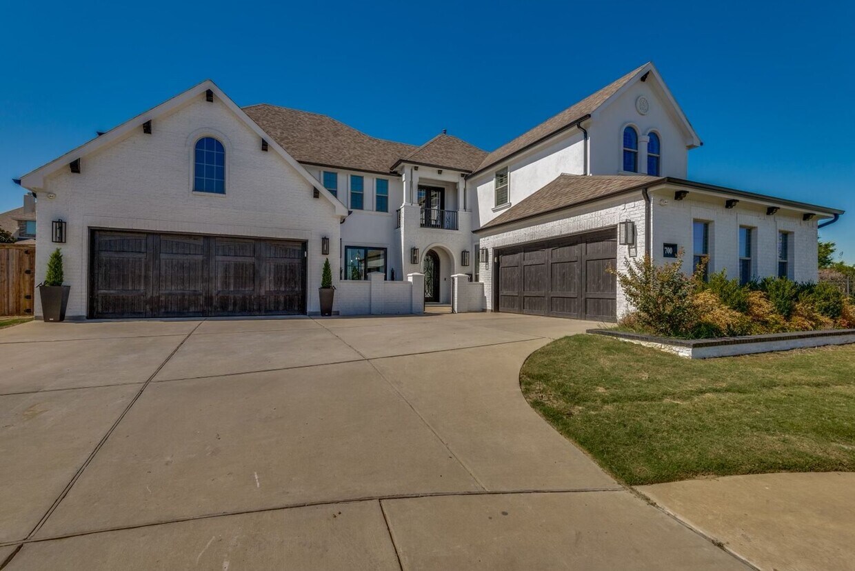 A must see in highly sought after Windsong... - A must see in highly sought after Windsong...