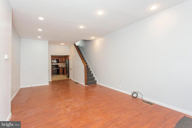 Foto del edificio - 2242 Dickinson St