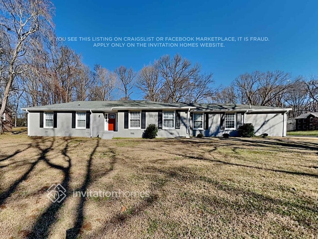 Building Photo - 123 Woodvale Dr