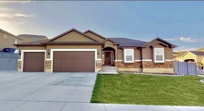 Building Photo - 7081 Hollow View Ct
