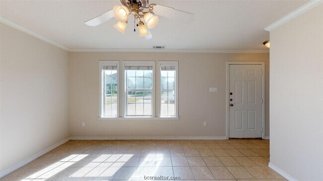 Foto del edificio - 2318 Cornell Dr