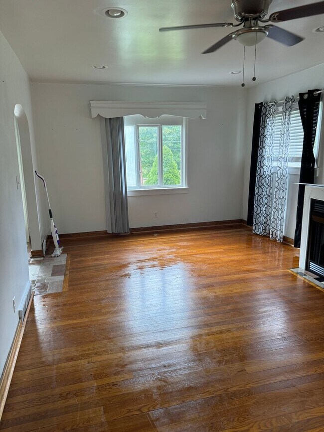 Foto del edificio - 2-bedroom House for Rent in Monongahela