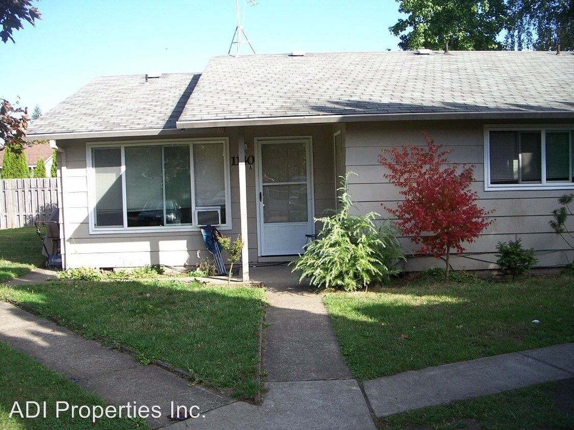 Primary Photo - 1140 S Ivy St