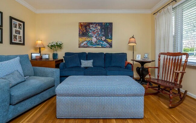 Foto del edificio - 1124 Greentree Ct