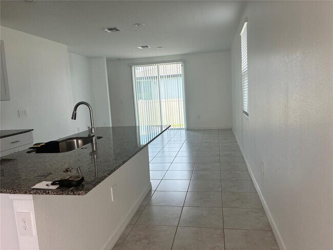 Foto del edificio - 4981 Kaia Ave