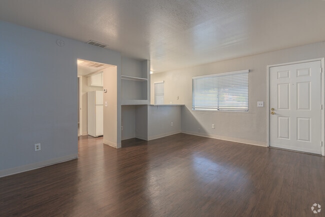 1 habitación, 1 baño - 585 pies cuadrados - Sala de estar - Brockford Place Apartments