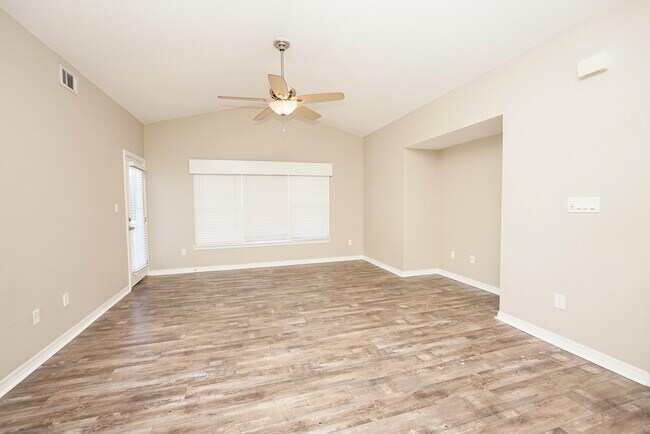 Building Photo - 1501 Partin Dr N