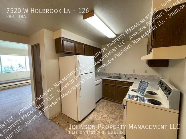 Building Photo - 7520 W Holbrook Ln