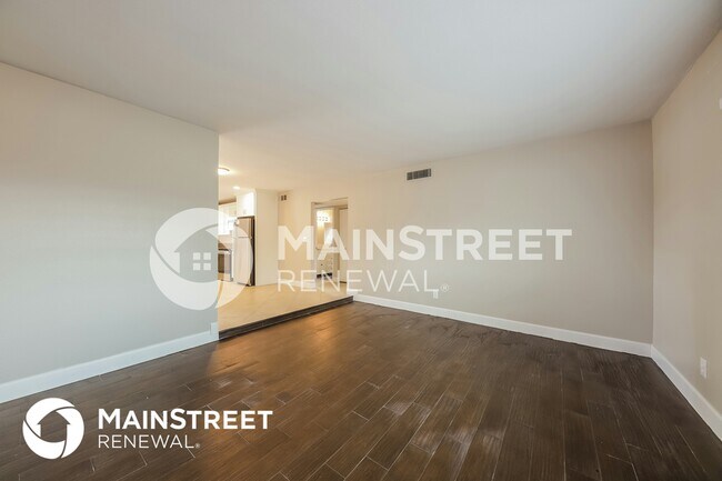 Foto del edificio - 4925 W Phelps Rd