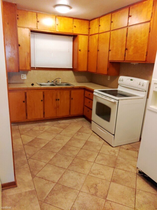 Primary Photo - 2 br, 1 bath Duplex - 208 Miami Street 208