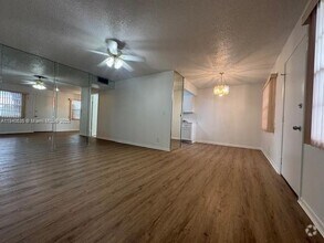 Building Photo - 13550 SW 6th Ct