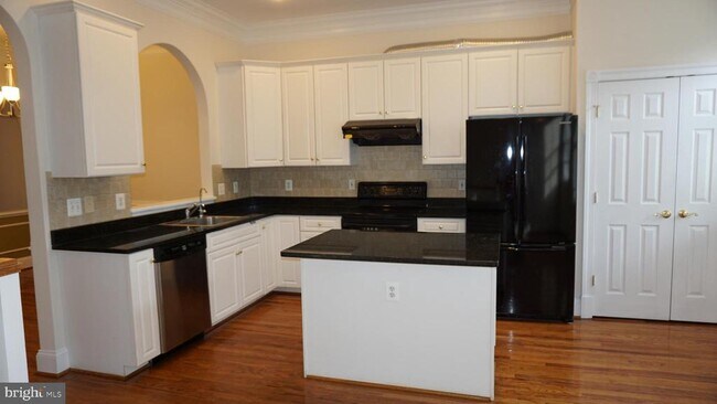 Foto del edificio - 405 Main St