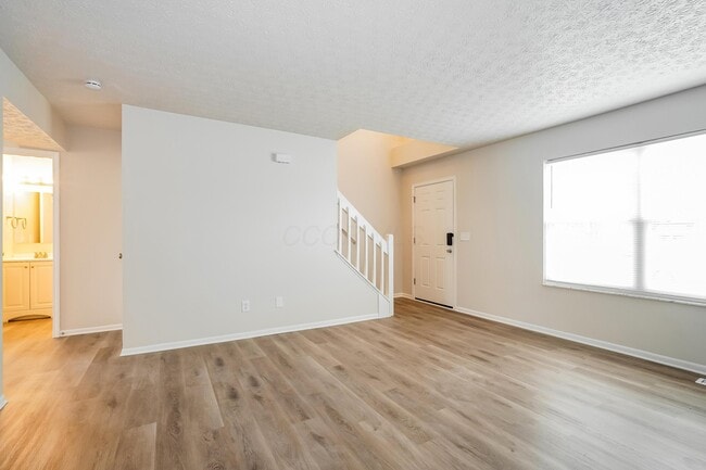 Building Photo - 1599 Covina Dr