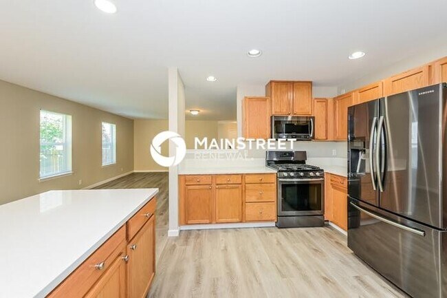 Foto del edificio - 3 Bedroom Pet-Friendly Home in Graham, WA with Main Street Renewal