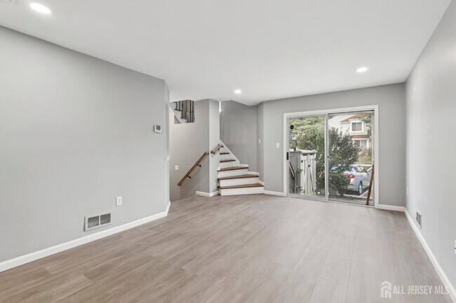 Building Photo - 1086 Schmidt Ln