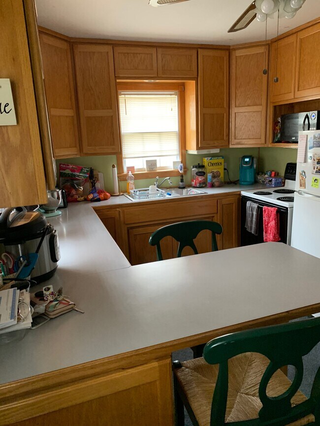 628 Nursery Rd, Anderson, IN 46012 House Rental in Anderson, IN