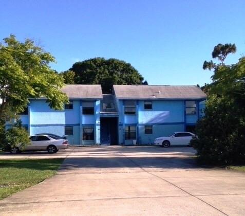 Primary Photo - 1780 Convair St SE