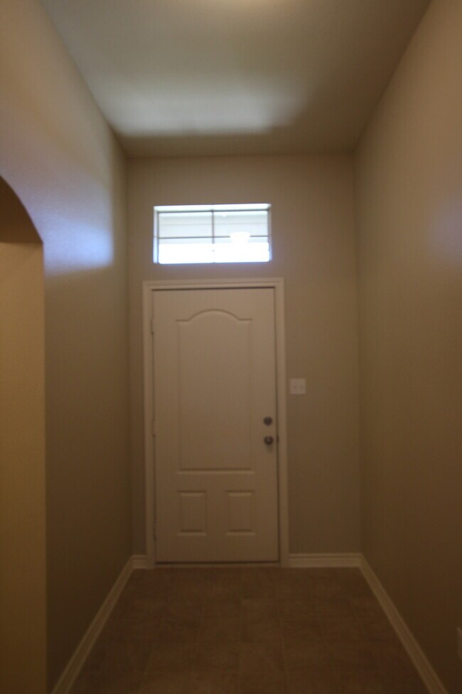 Foto del edificio - Coming Soon! Charming 3 Bedroom in Flint!