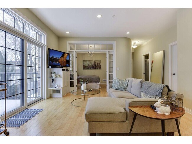 Foto del edificio - 3125 Inglewood Ave S