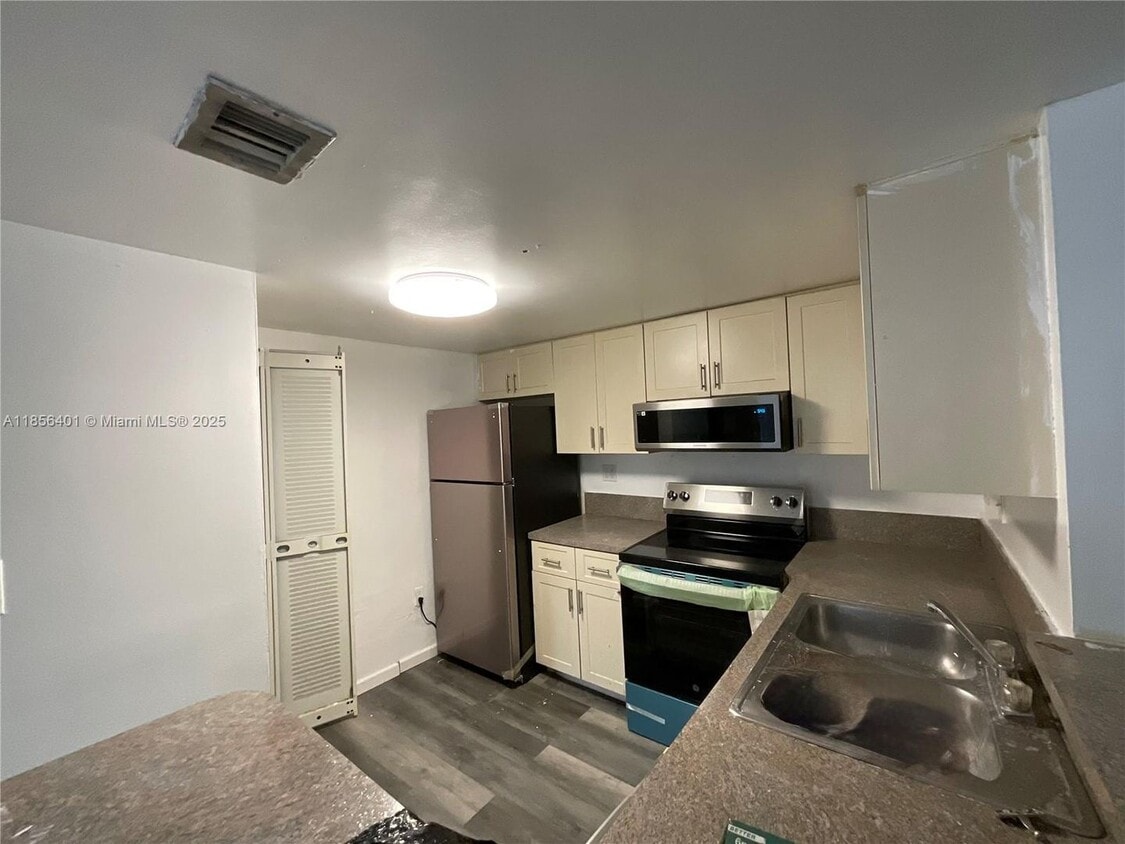Photo - 9877 Nob Hill Court 259877, Sunrise, FL 33351
