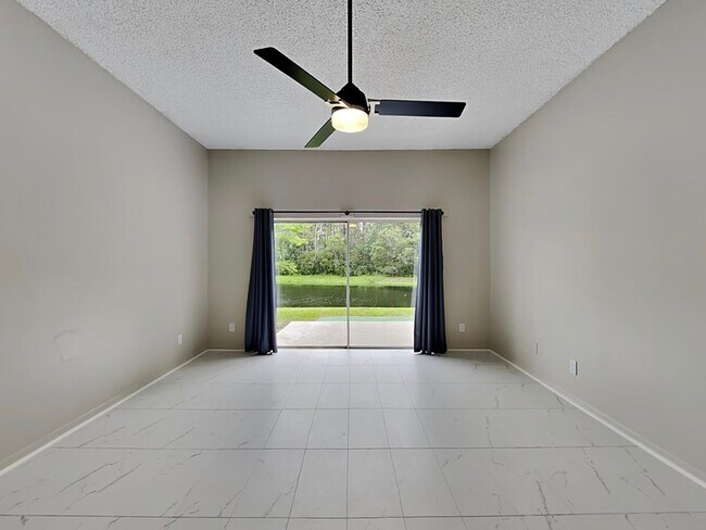 Foto del edificio - 1836 Blue Fox Ct