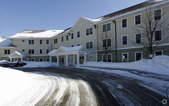 Foto del edificio - Creekside Village Senior Housing