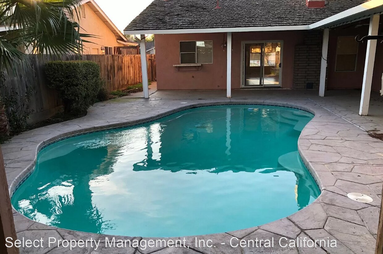 Building Photo - 4 br, 2 bath House - 2140 Arroyo Ct