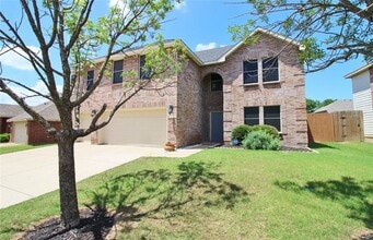 Building Photo - 928 W Oakcrest Dr